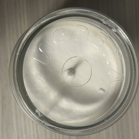 NEW Modena Candle Roasted Chestnuts Limited Edition Soy Candle 18oz Holidays - Picture 3 of 4